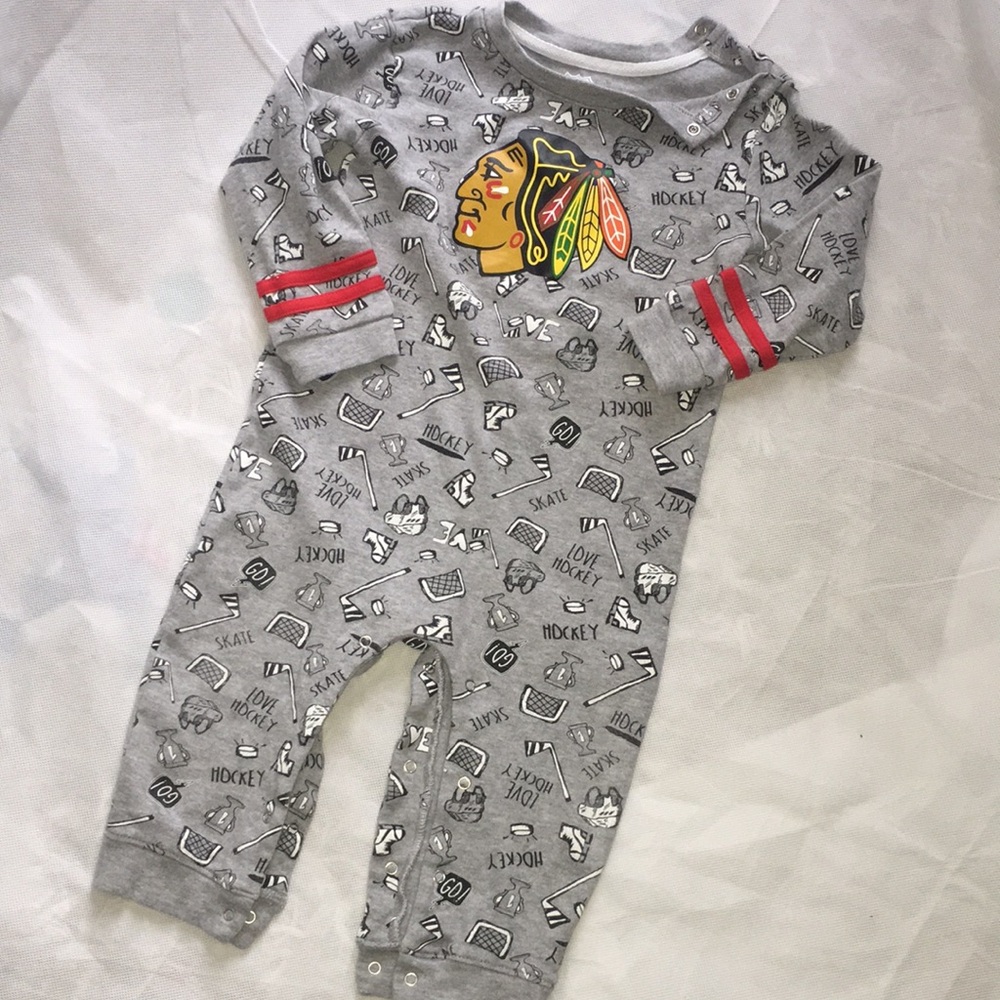 NHL Chicago Blackhawks Baby Romper | Gray Hockey Print